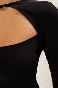 TRENDYOLMİLLA Black Body-Fitting Knitting Short Chic her dress - Image 4