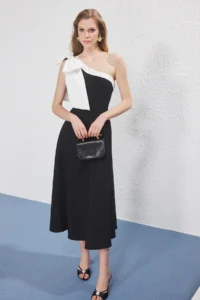 TRENDYOLMİLLA Black-White Bow Detailed Evening Gown Night Graduation Dress