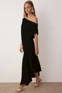 TRENDYOLMİLLA Black A Cut Boat Neck Weaving Midi Chic Dress