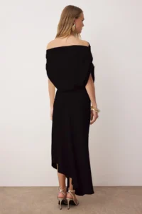 TRENDYOLMİLLA Black A Cut Boat Neck Weaving Midi Chic Dress - Image 4