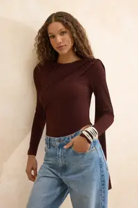 TRENDYOLMİLLA Brown Cape Detailed Shirred Knitting Party Bodysuit .D.00012 - Image 2