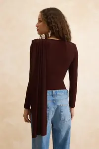 TRENDYOLMİLLA Brown Cape Detailed Shirred Knitting Party Bodysuit .D.00012 - Image 4