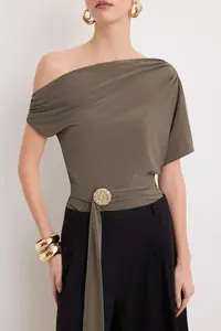 TRENDYOLMİLLA Khaki Asymmetric Yaka Accessory Detailed Party Blouse .D.00013 - Image 3