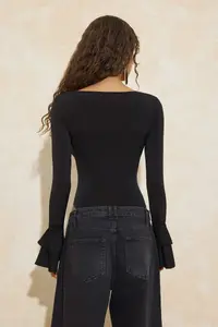 TRENDYOLMİLLA Black Lace Garnili V-neck Party Flexible Knitting snaps Bodysuit .D.00018 - Image 4