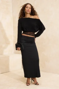 TRENDYOLMİLLA Black Asymmetric Yaka Lace Garnili Party Blouse - Image 2