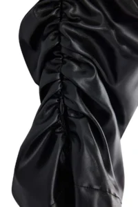 TRENDYOLMİLLA Black Asymmetric Yaka Sleeveless Knitting Faux Leather Party Blouse - Image 2