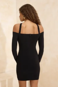 TRENDYOLMİLLA Black Accessory Detailed Knitting Mini Lined Dress - Image 4