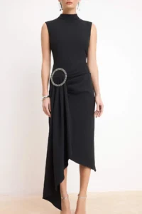 TRENDYOLMİLLA Black Accessory Detailed Weaving Midi Dress - Image 3