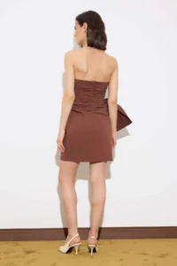 TRENDYOLMİLLA Limited Edition Brown Drape Detailed Poplin Weaving Short / Mini Dress - Image 4