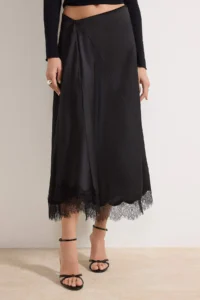 TRENDYOLMiLLA Black Asymmetric Kesim Lace Garnili Satin Skirt - Image 3