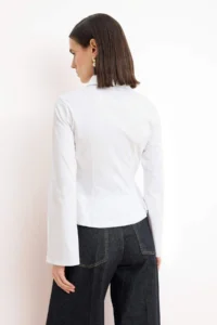 TRENDYOLMİLLA White Bedene Oturan Accessory Detailed Party Shirt - Image 4