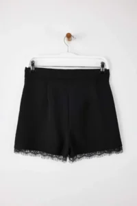 TRENDYOLMiLLA Limited Edition Black Lace Garnili Short/Mini Party Shorts - Image 10
