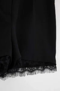 TRENDYOLMiLLA Limited Edition Black Lace Garnili Short/Mini Party Shorts - Image 9