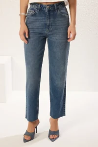 TRENDYOLMİLLA Light Blue Cut-Out High Waist Straight 100% Cotton Non-Stretch jeans - Image 3