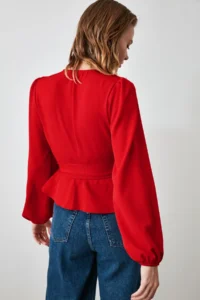 TRENDYOLMİLLA Rejection Double breasted Binding Detailed Weaving New year Blouse - Image 3