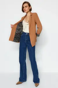 TRENDYOLMİLLA Camel Regular Lining Detailed Weaving Blazer Jacket - Image 4