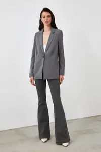 TRENDYOLMİLLA Gray Regular Lining Detailed Weaving Blazer Jacket - Image 10
