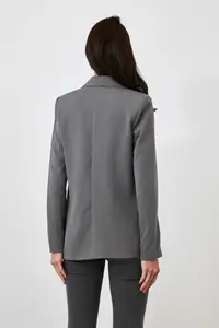 TRENDYOLMİLLA Gray Regular Lining Detailed Weaving Blazer Jacket - Image 13