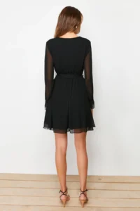 TRENDYOLMİLLA Black Belted Double breasted Siphon Flight Flight Weaving Dress - Image 7