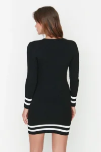 TRENDYOLMİLLA Black Mini Knitwear Skirt Ucu Striped Dress - Image 5
