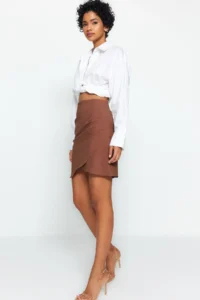 TRENDYOLMiLLA Dark Brown Gather Detailed Double breasted Mini Weaving Skirt - Image 7