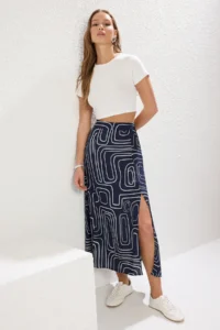 TRENDYOLMiLLA Dark Navy Patterned Slit Detailed Viscose Midi Weaving Skirt - Image 2