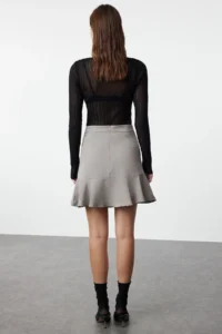 TRENDYOLMiLLA Gray Skirt Ucu with flywheel Mini Weaving Skirt - Image 5