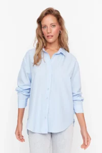 TRENDYOLMİLLA Mavi Loose Fit Cotton Weaving Shirt - Image 7