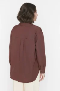 TRENDYOLMİLLA Brown Loose Fit Cotton Weaving Shirt - Image 6