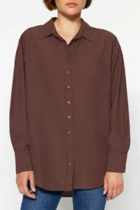 TRENDYOLMİLLA Brown Tek with pocket Boyfriend/Wide Pattern Cotton Weaving Shirt - Image 9