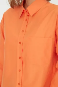 TRENDYOLMİLLA Orange Tek with pocket Boyfriend/Wide Pattern Cotton Weaving Shirt - Image 6
