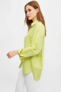 TRENDYOLMİLLA Yellow Tek with pocket Boyfriend/Wide Pattern Cotton Weaving Shirt - Image 6
