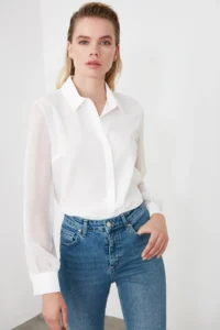 TRENDYOLMİLLA White Sleeves Transparent Regular Normal Pattern Weaving Shirt - Image 3