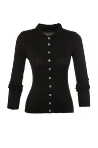 TRENDYOLMİLLA Black Mercerized Look Ribbed Polo Shirt Collar Knitwear Cardigan - Image 6