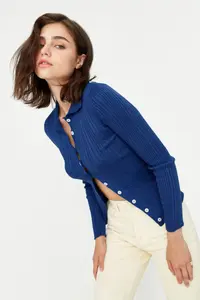 TRENDYOLMİLLA Navy Blue Mercerized Look Ribbed Polo Shirt Collar Knitwear Cardigan - Image 3
