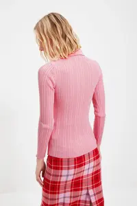 TRENDYOLMİLLA Pink Mercerized Look Ribbed Polo Shirt Collar Knitwear Cardigan - Image 5