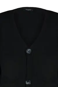 TRENDYOLMİLLA Black Basic Soft textured Knitwear Cardigan - Image 8