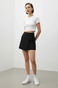 TRENDYOLMiLLA Black Double breasted Weaving Shorts Skirt - Image 3