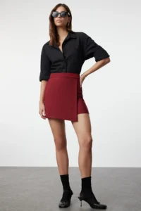 TRENDYOLMiLLA Burgundy Double breasted Weaving Shorts Skirt  Shorts & Bermuda - Image 3