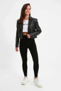 TRENDYOLMİLLA Black High Waist Basic Elastic Waist interlock Knitting Leggings - Image 4