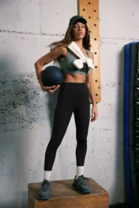 TRENDYOLMİLLA Black seamless/Seamless Full Size Knitting Sports Leggings