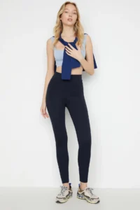 TRENDYOLMİLLA Navy Blue Shaping Elastic Waist High Waist Knitting Leggings - Image 3