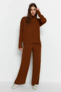 TRENDYOLMİLLA Brown Dog collar Knitwear Top and Bottom Set - Image 5