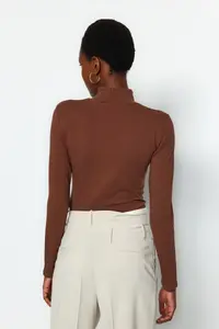 TRENDYOLMİLLA Brown Turtleneck snaps Knitting Bodysuit .D.0008 - Image 10