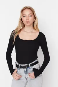 TRENDYOLMİLLA Black Square Neck Long Sleeve Ribbed Flexible snaps Knitting Bodysuit .D.0022 - Image 4