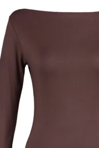 TRENDYOLMİLLA Brown Fitted Long Sleeve Boat Neck Viscous Flexible Knitting Blouse - Image 7