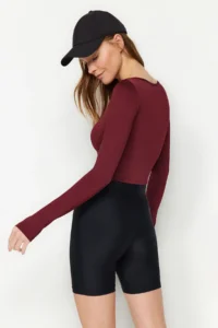 TRENDYOLMİLLA Burgundy Crop Window/Cut Out and Thumb Hole Detailed Knitting Sports Top/Blouse - Image 5