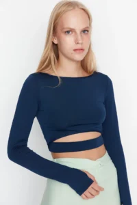 TRENDYOLMİLLA Dark Navy Crop Window/Cut Out and Thumb Hole Detailed Knitting Sports Top/Blouse - Image 2