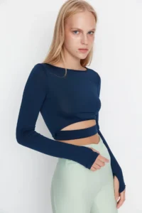 TRENDYOLMİLLA Dark Navy Crop Window/Cut Out and Thumb Hole Detailed Knitting Sports Top/Blouse - Image 4
