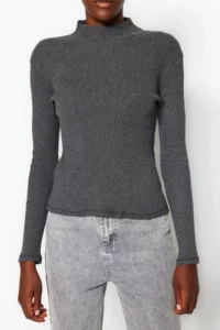 TRENDYOLMİLLA Dark Anthracite Fitted Dog collar Long Sleeve Ribbed Flexible Knitting Blouse - Image 6